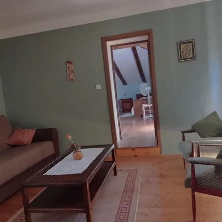 Apartment Lazzarini Battiala Nedescina