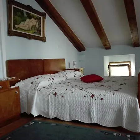 Lazzarini Battiala * Nedeščina