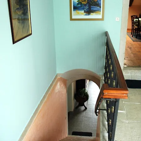 拉扎里尼巴蒂拉公寓 公寓