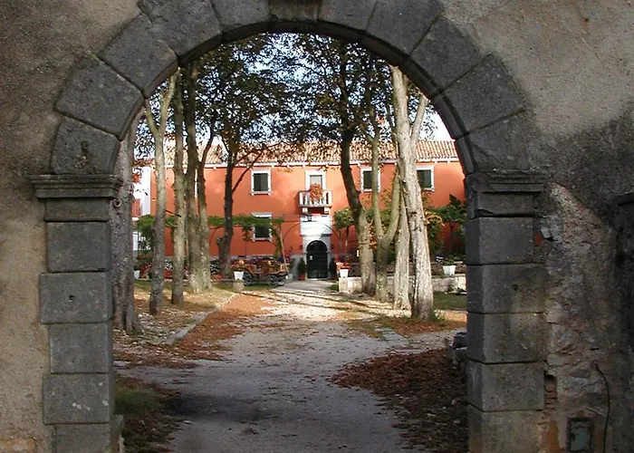 Lazzarini Battiala Nedeščina